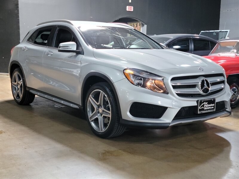 Mercedes-Benz 250 Vehicle Full-screen Gallery Image 14