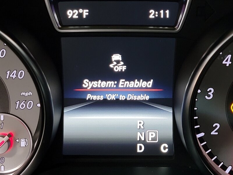 Mercedes-Benz 250 Vehicle Full-screen Gallery Image 50