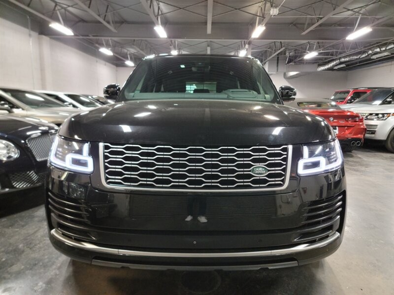 Land Rover Range Rover Supercharged Vehicle Full-screen Gallery Image 17