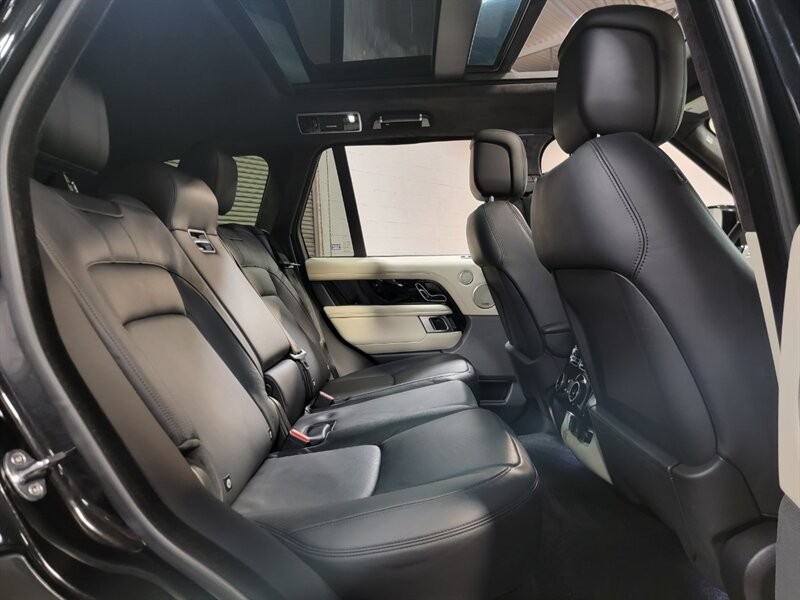 Land Rover Range Rover Supercharged Vehicle Full-screen Gallery Image 36