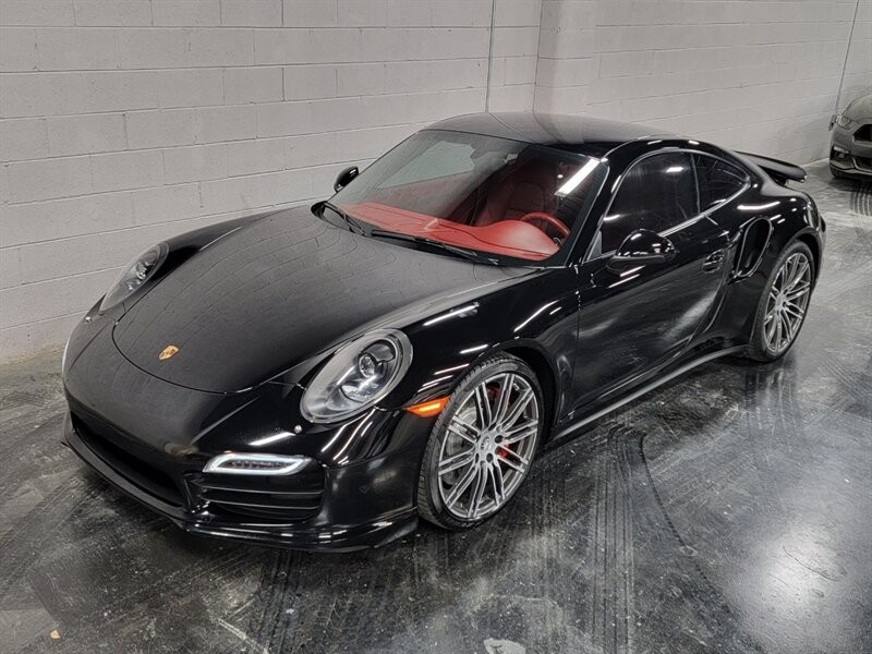 Porsche 911 Turbo Vehicle Full-screen Gallery Image 08