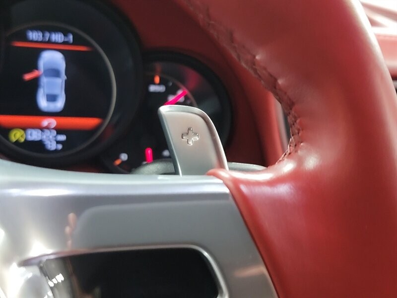 Porsche 911 Turbo Vehicle Full-screen Gallery Image 37