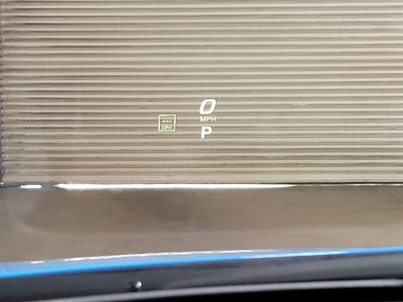 Chevrolet CORVETTE Stingray 3LT Vehicle Full-screen Gallery Image 43