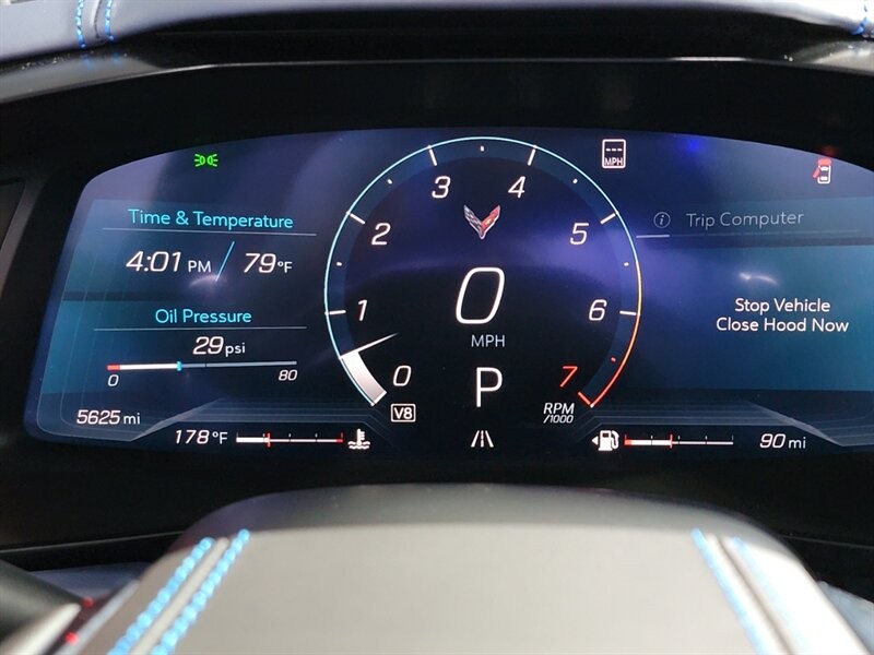 Chevrolet CORVETTE Stingray 3LT Vehicle Full-screen Gallery Image 44