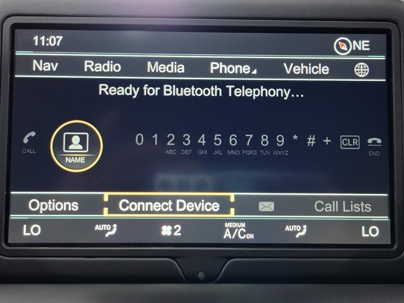 Aston Martin DB11 V12 Vehicle Full-screen Gallery Image 46