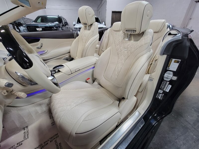 Mercedes-Benz 550 Vehicle Full-screen Gallery Image 23