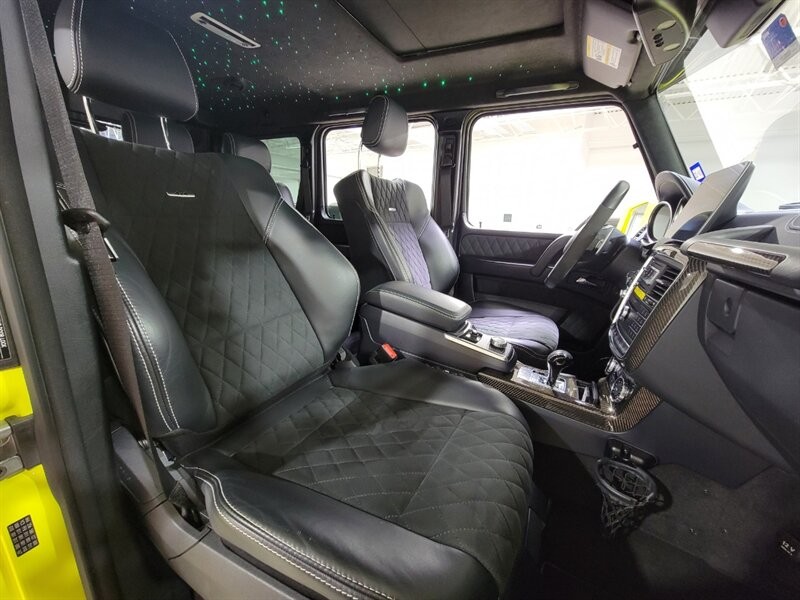 Mercedes-Benz G 550 4x4 Squared Vehicle Full-screen Gallery Image 34