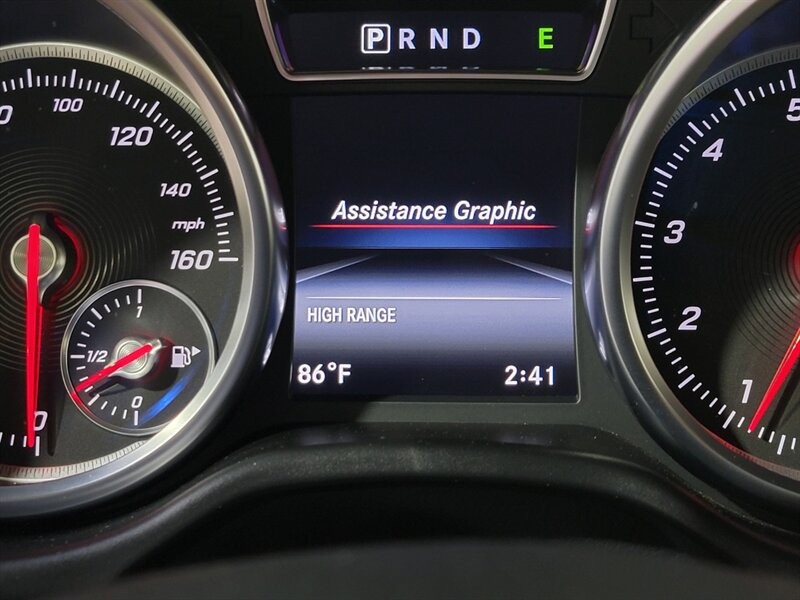 Mercedes-Benz G 550 4x4 Squared Vehicle Full-screen Gallery Image 42