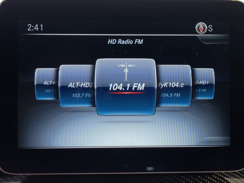 Mercedes-Benz G 550 4x4 Squared Vehicle Full-screen Gallery Image 43