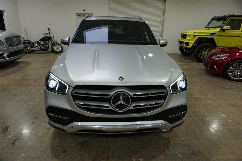 Mercedes-Benz GLE 350 Vehicle Full-screen Gallery Image 16