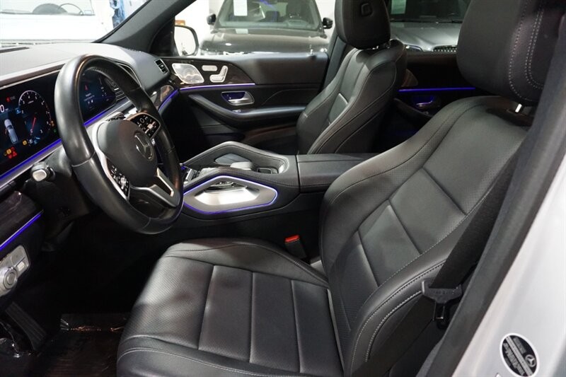 Mercedes-Benz GLE 350 Vehicle Full-screen Gallery Image 21