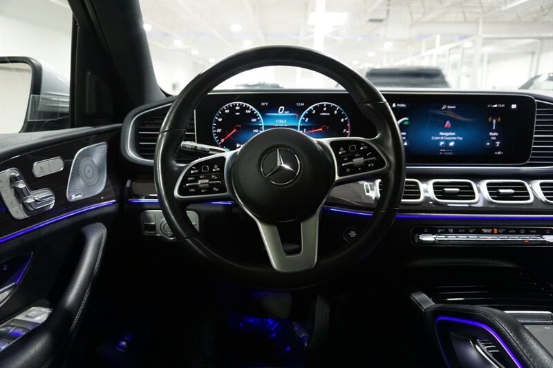 Mercedes-Benz GLE 350 Vehicle Full-screen Gallery Image 39
