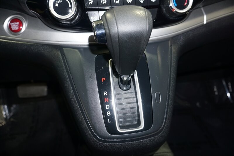 Honda CR-V EX Vehicle Full-screen Gallery Image 19