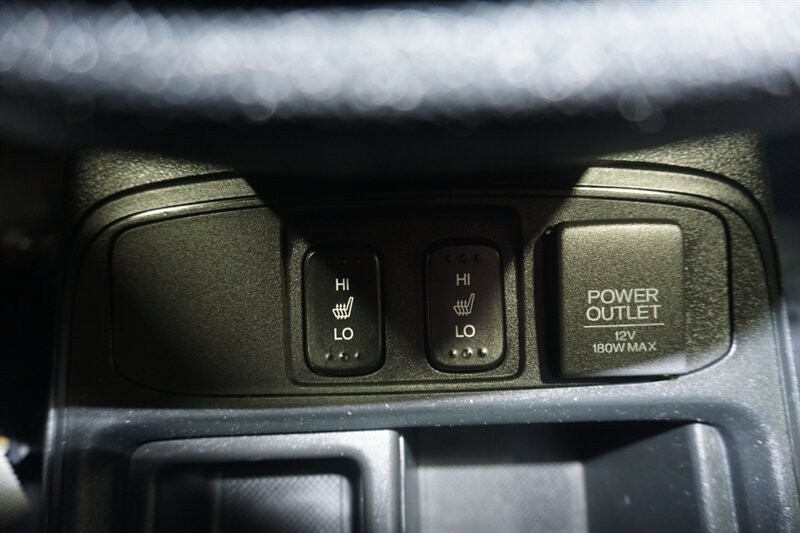 Honda CR-V EX Vehicle Full-screen Gallery Image 20