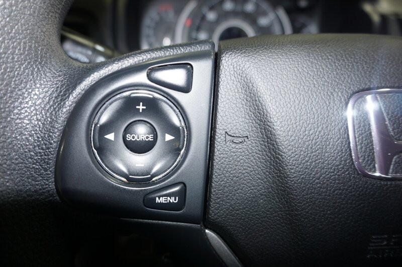 Honda CR-V EX Vehicle Full-screen Gallery Image 24