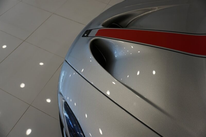 Mclaren P1 1-OWNER CLEAN-TITLE/CARFAX Vehicle Full-screen Gallery Image 19