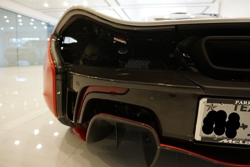 Mclaren P1 1-OWNER CLEAN-TITLE/CARFAX Vehicle Full-screen Gallery Image 27