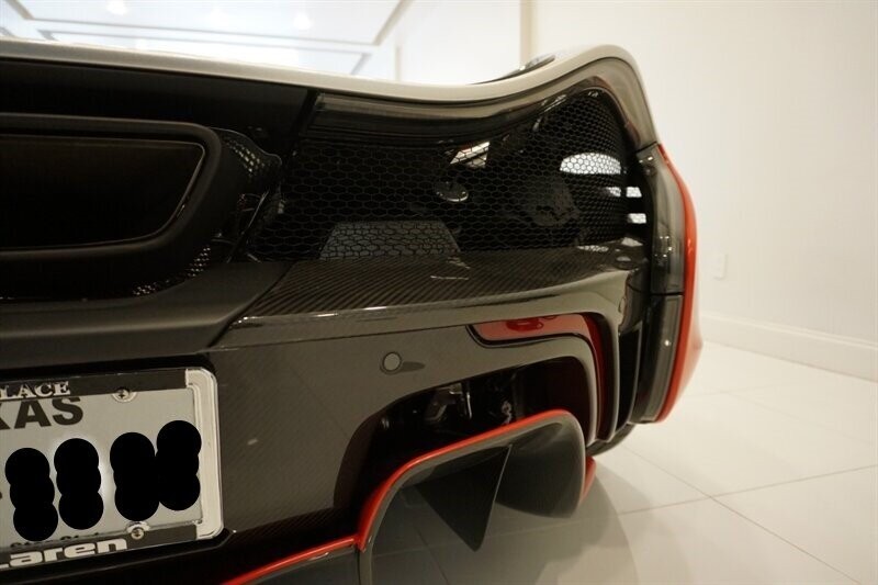 Mclaren P1 1-OWNER CLEAN-TITLE/CARFAX Vehicle Full-screen Gallery Image 29