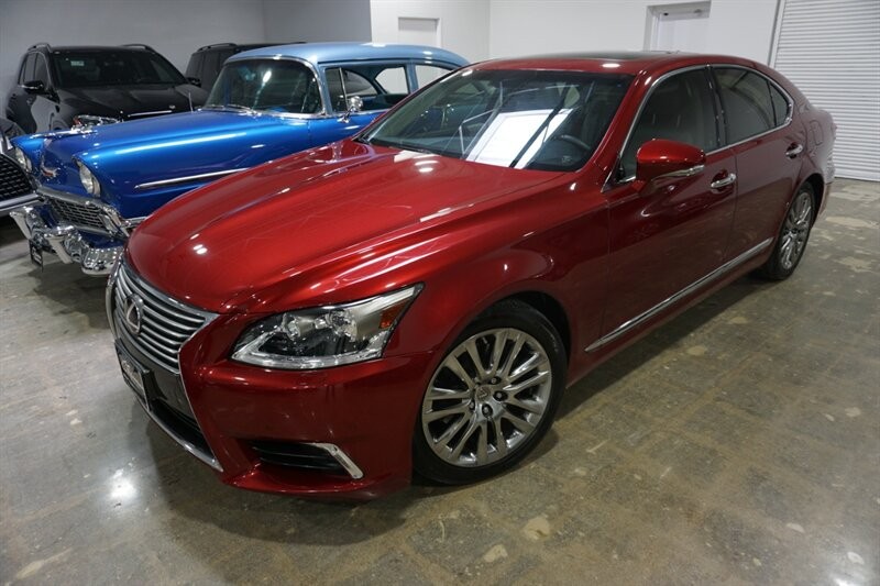 Lexus LS 460 460 Vehicle Full-screen Gallery Image 01