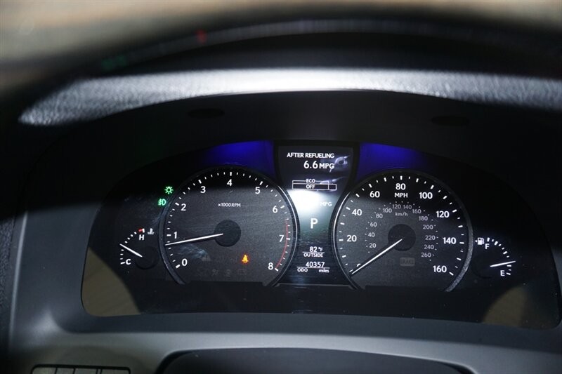 Lexus LS 460 460 Vehicle Full-screen Gallery Image 43