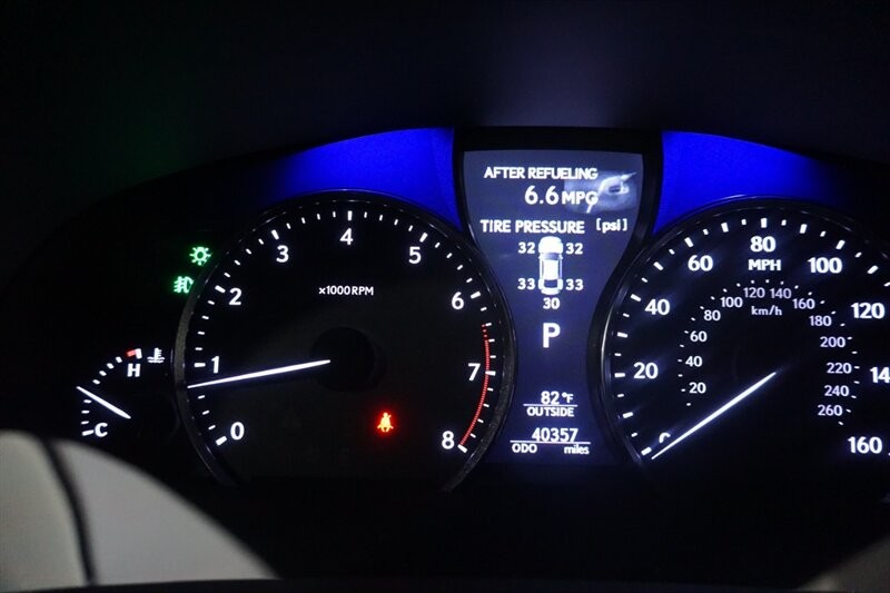 Lexus LS 460 460 Vehicle Full-screen Gallery Image 45