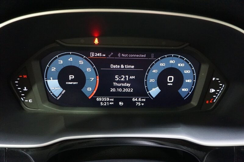 Audi Q3 2.0T quattro Premium Vehicle Full-screen Gallery Image 46