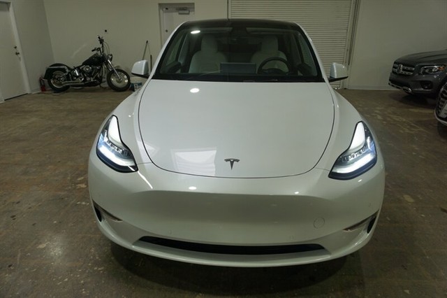 2021 Tesla Model Y Standard Range - Photo 13