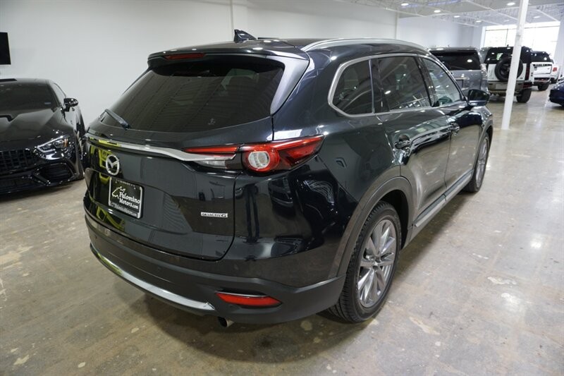 Mazda CX-9 Grand Touring Vehicle Full-screen Gallery Image 09