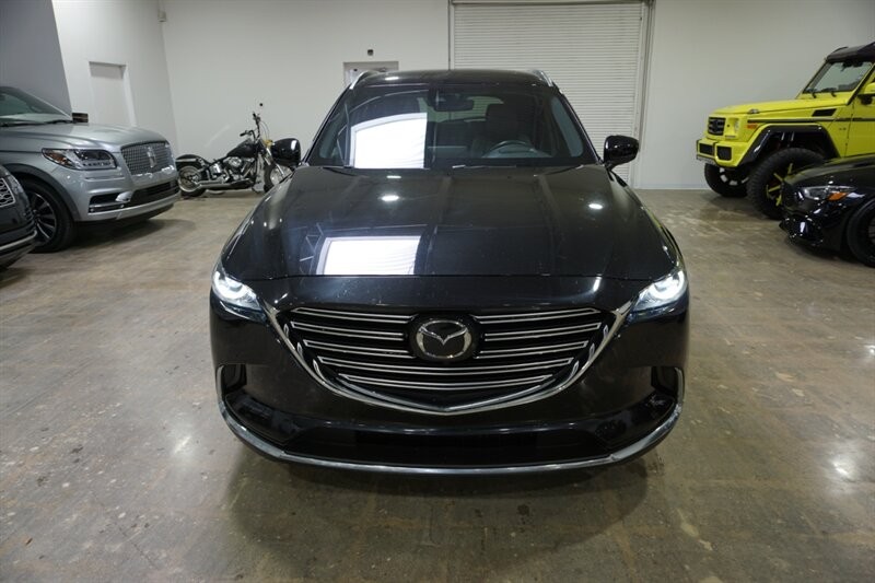 Mazda CX-9 Grand Touring Vehicle Full-screen Gallery Image 16