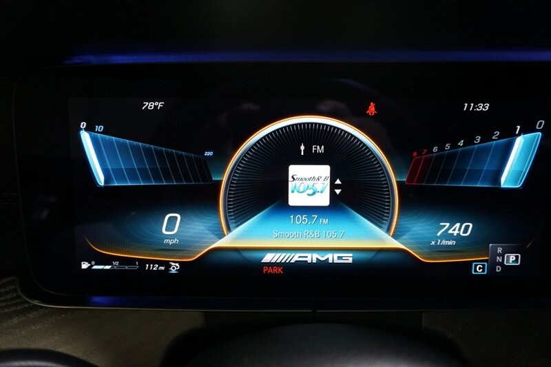 Mercedes-Benz AMG GT 63 Vehicle Full-screen Gallery Image 49