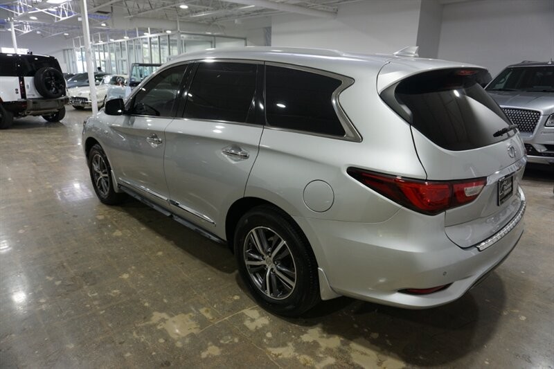 INFINITI QX60 Vehicle Full-screen Gallery Image 06