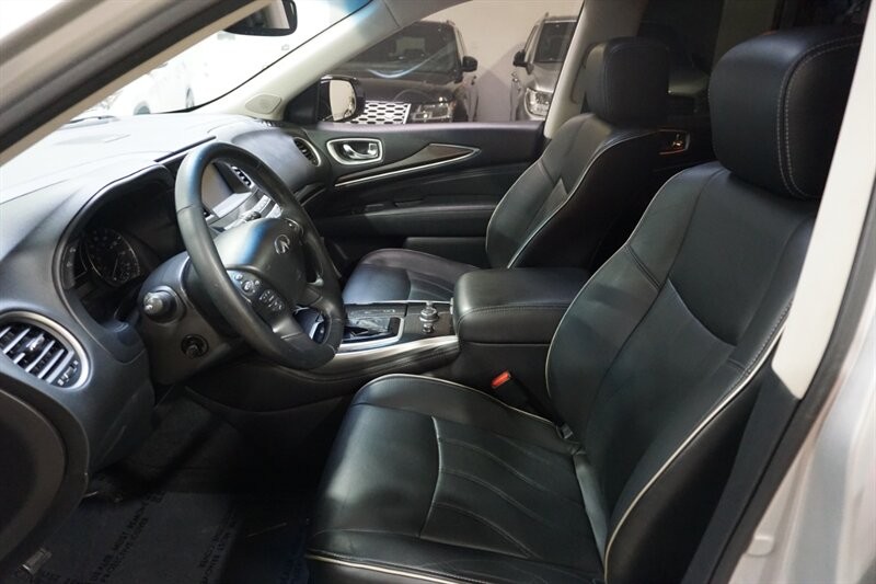 INFINITI QX60 Vehicle Full-screen Gallery Image 20