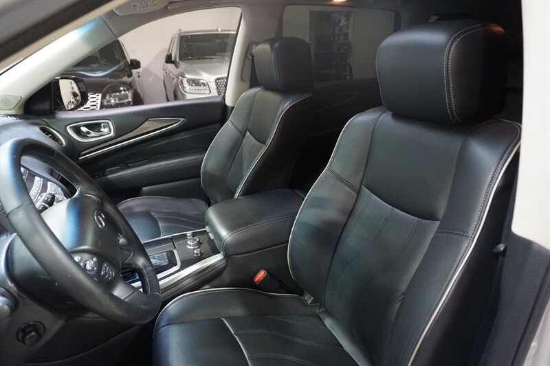 INFINITI QX60 Vehicle Full-screen Gallery Image 21