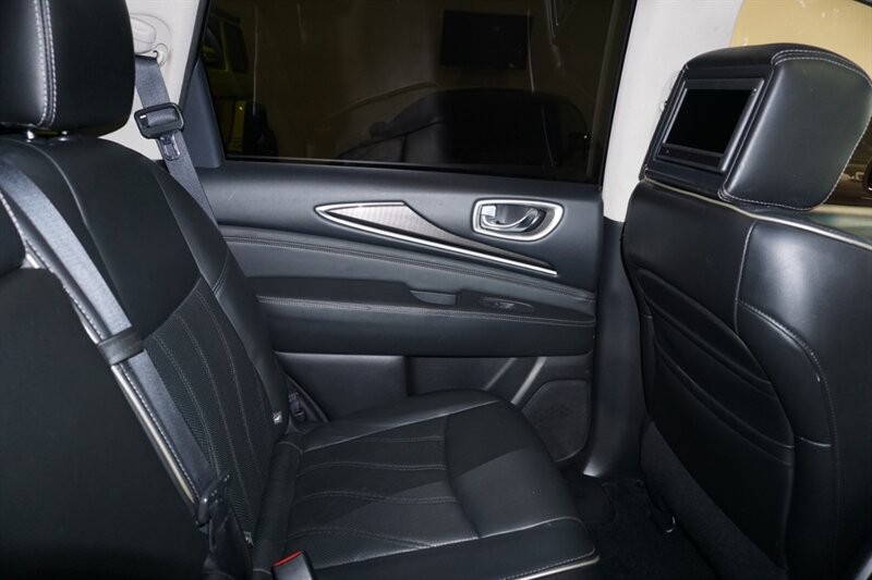 INFINITI QX60 Vehicle Full-screen Gallery Image 33