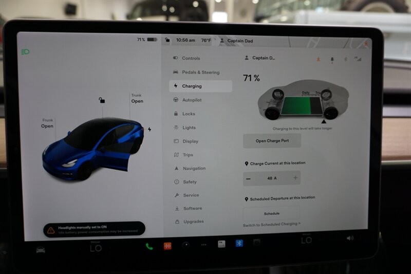 Tesla Model 3 Performance Vehicle Full-screen Gallery Image 50