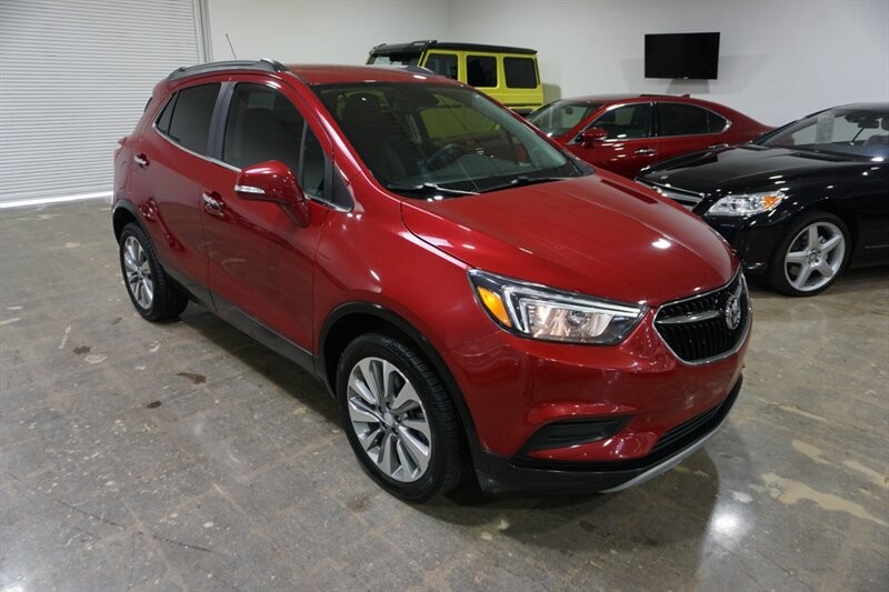 Buick Encore Preferred Vehicle Full-screen Gallery Image 15