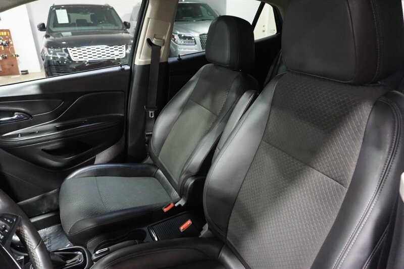 Buick Encore Preferred Vehicle Full-screen Gallery Image 22