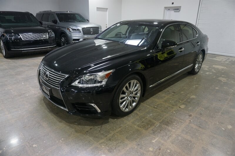 Lexus LS 460 460 Vehicle Full-screen Gallery Image 01