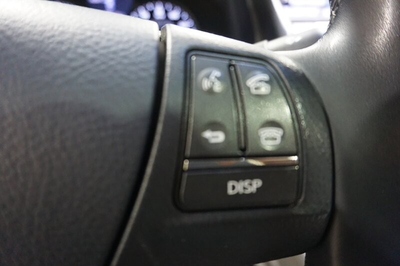 Lexus LS 460 460 Vehicle Full-screen Gallery Image 44