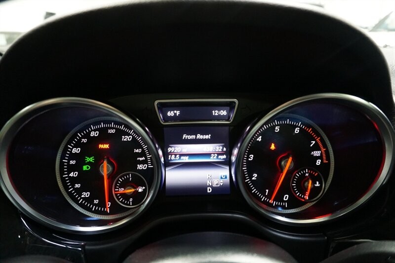 Mercedes-Benz GLE 350 Vehicle Full-screen Gallery Image 48