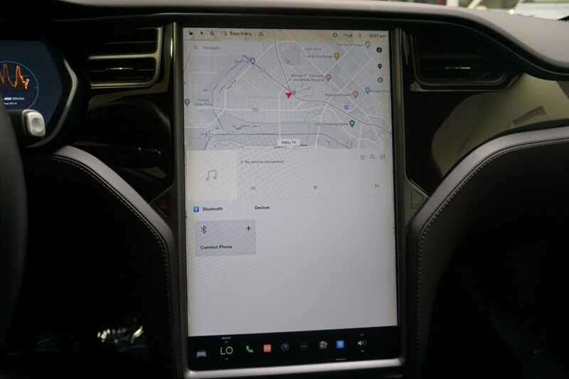 Tesla Model S Vehicle Full-screen Gallery Image 49