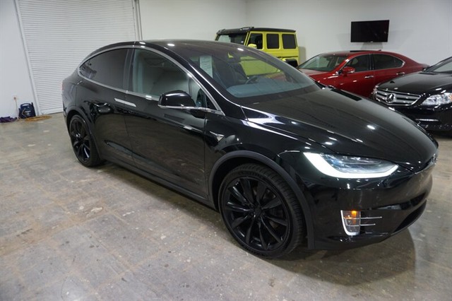 2020 Tesla Model X Long Range Plus - Photo 13
