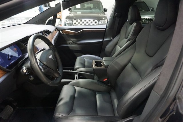 2020 Tesla Model X Long Range Plus - Photo 19