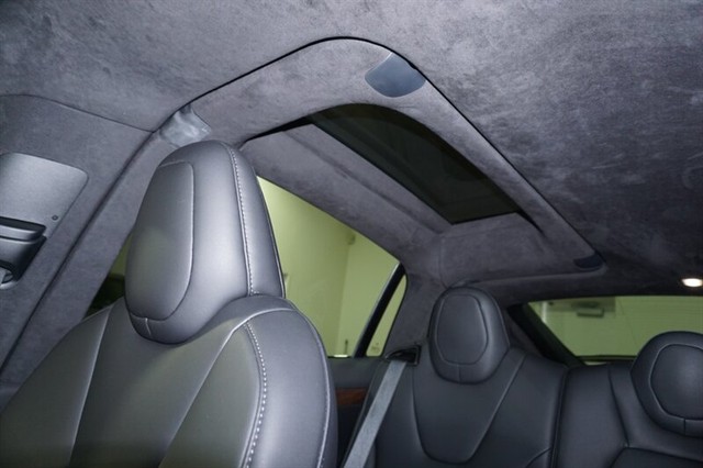 2020 Tesla Model X Long Range Plus - Photo 47