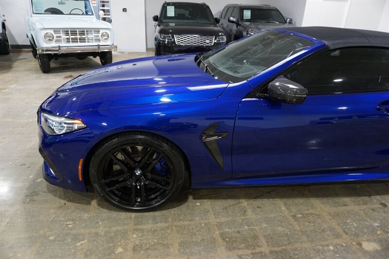BMW M8 Vehicle Full-screen Gallery Image 03