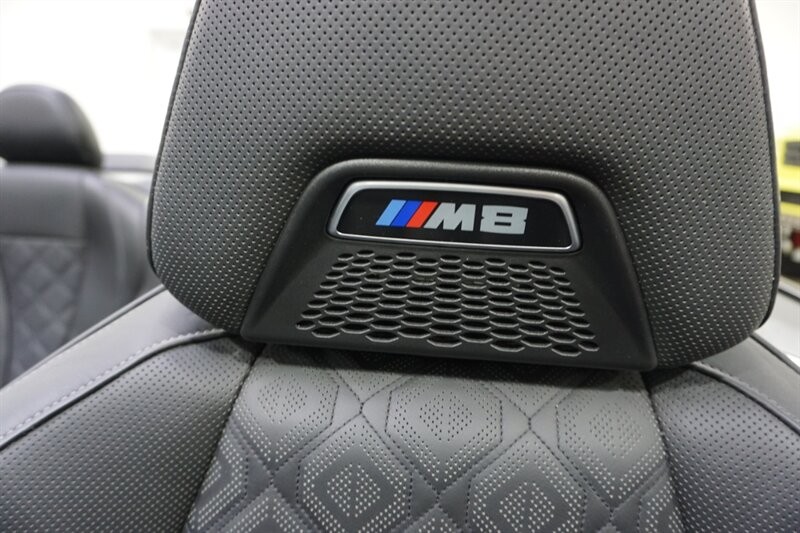 BMW M8 Vehicle Full-screen Gallery Image 42