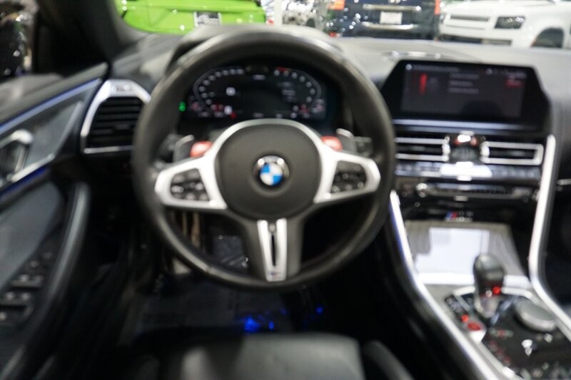 BMW M8 Vehicle Full-screen Gallery Image 43