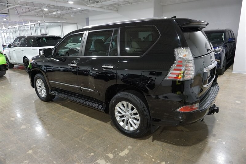 Lexus GX 460 460 Vehicle Full-screen Gallery Image 06