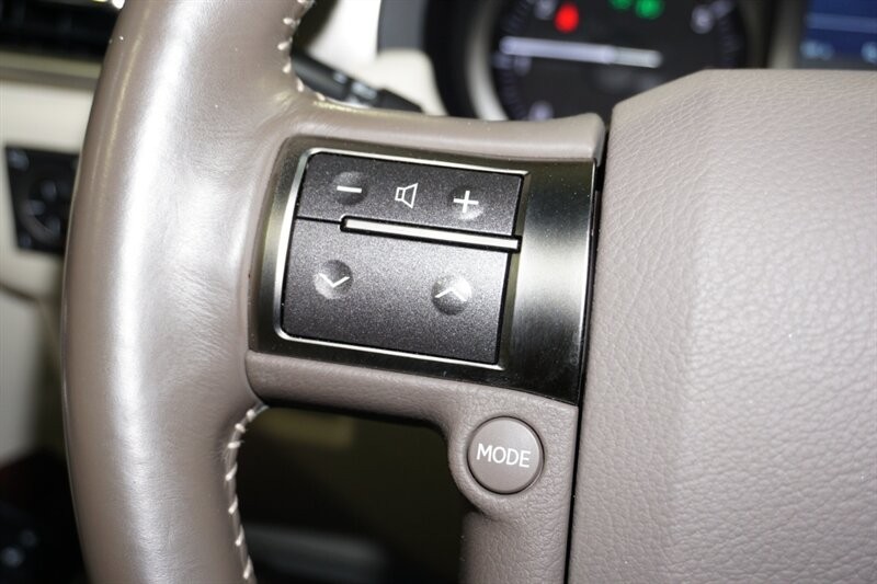 Lexus GX 460 460 Vehicle Full-screen Gallery Image 44