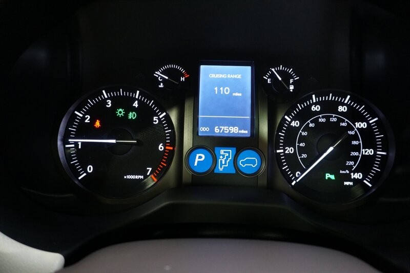 Lexus GX 460 460 Vehicle Full-screen Gallery Image 49